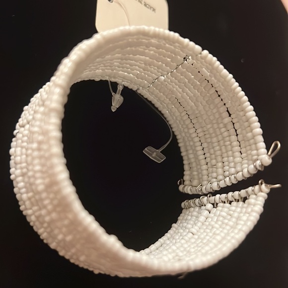 Boho chic bead bangle in many colors - Picture 2 of 12